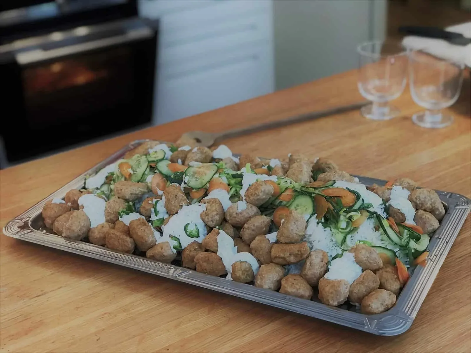 Kycklingbullar och falafel från Matkomfort