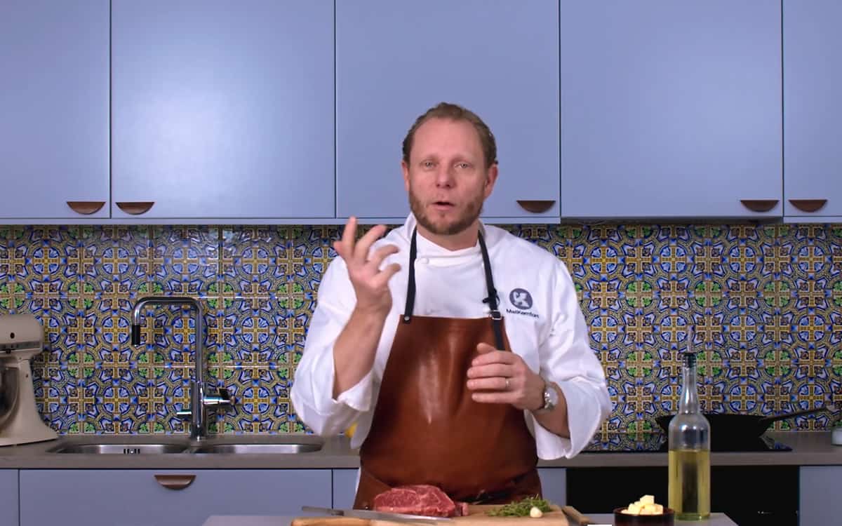 Henrik lär dig steka kött